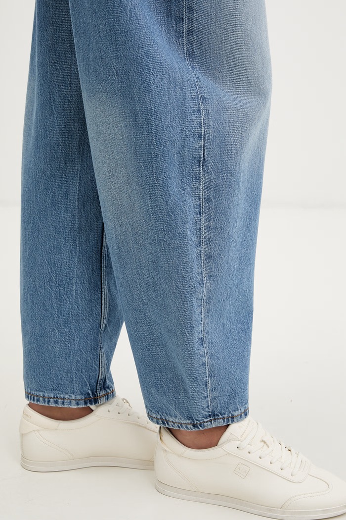 Tommy Jeans jeansy damskie niebieski DW0DW22777