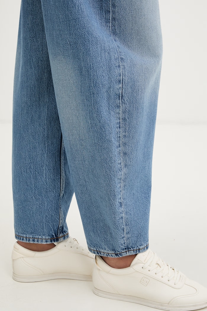 Tommy Jeans jeansy damskie niebieski DW0DW22777