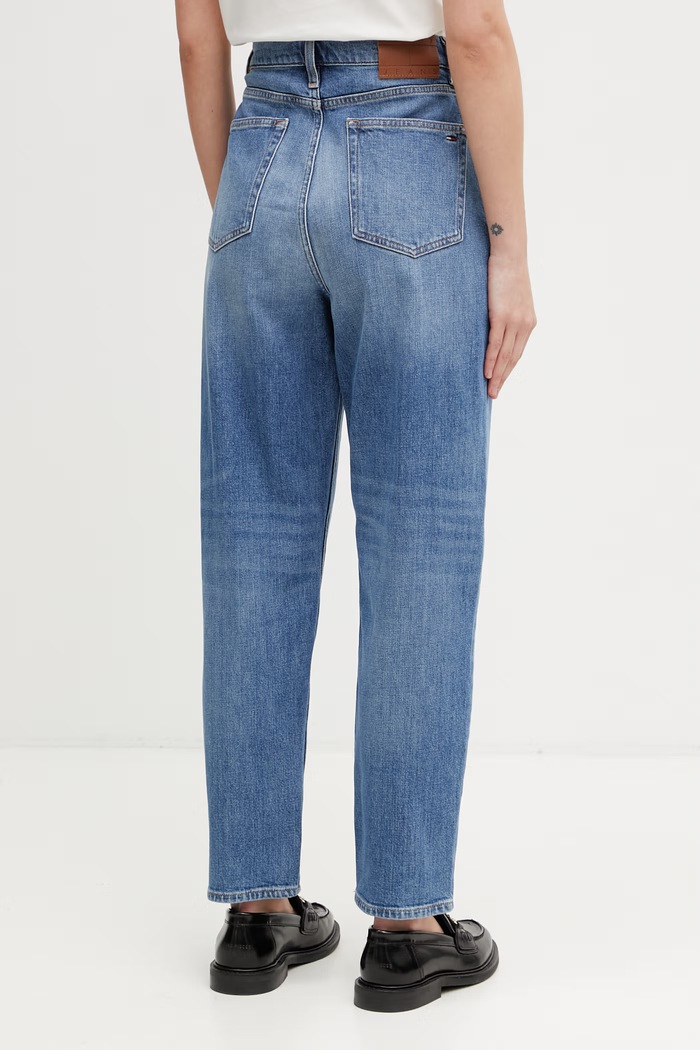 Oblečenie Tommy Jeans rifle mom fit dámske DW0DW22994 modrá