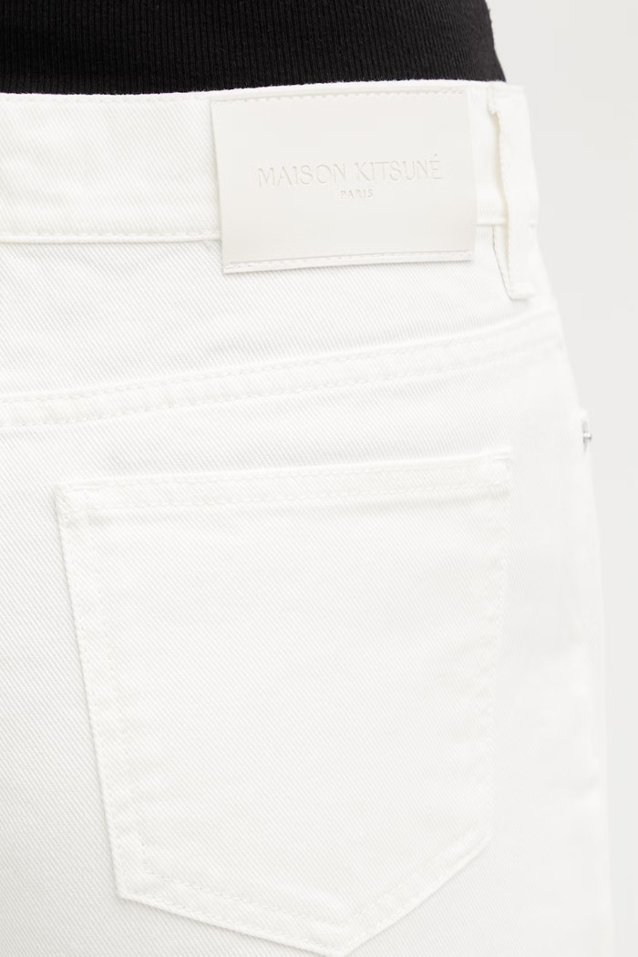 Maison Kitsuné Women's straight jeans beige QW01101WD4024