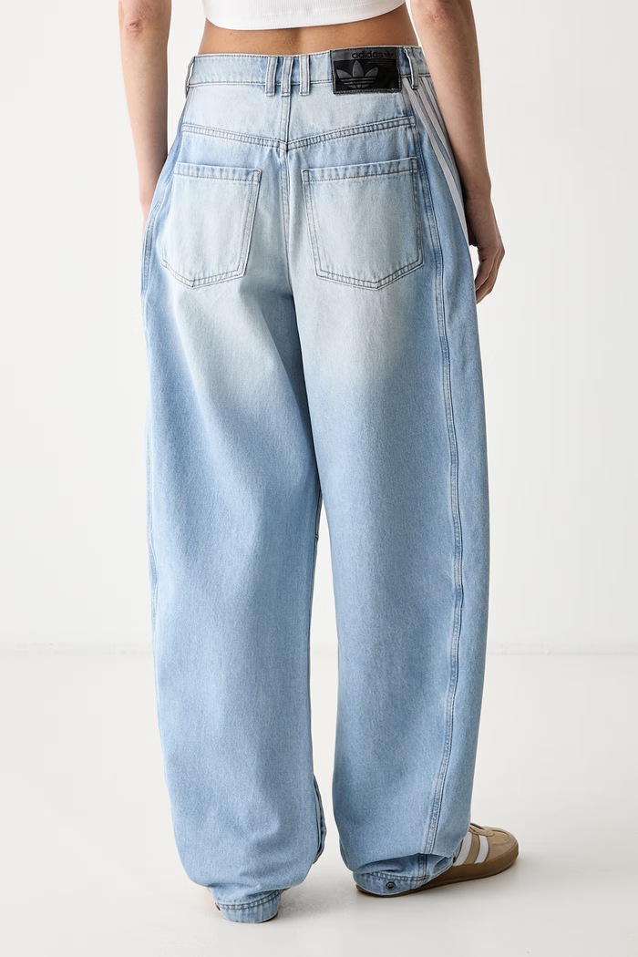 Ρούχα adidas Originals τζιν loose γυναικεία KY5188 μπλε