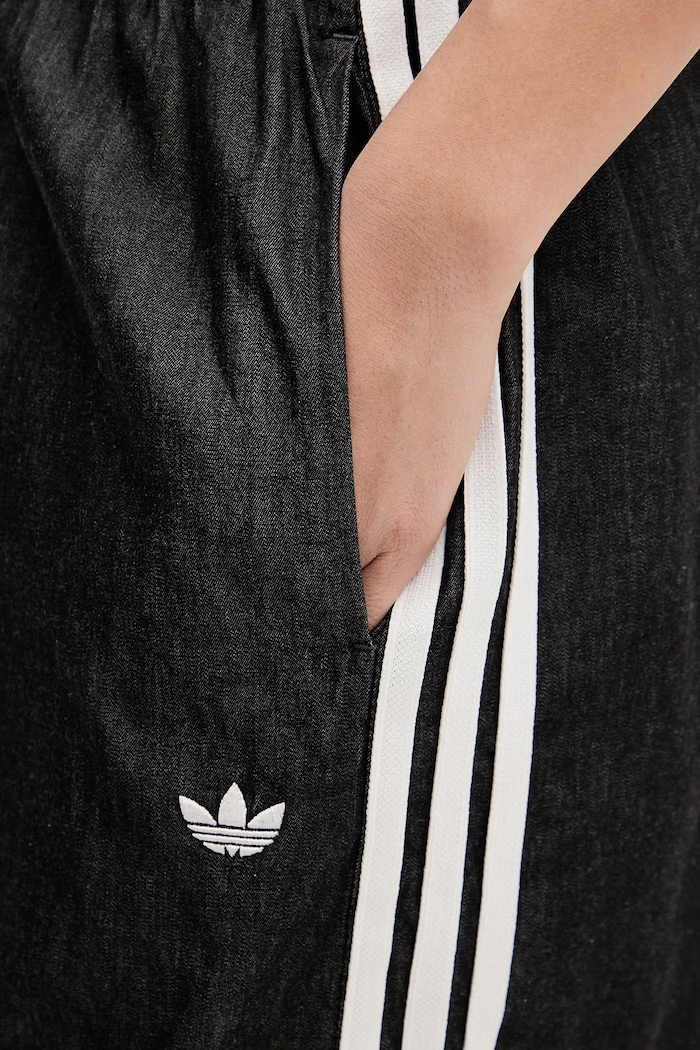 adidas Originals pantaloni drepți pentru femei, din bumbac gri KY8112