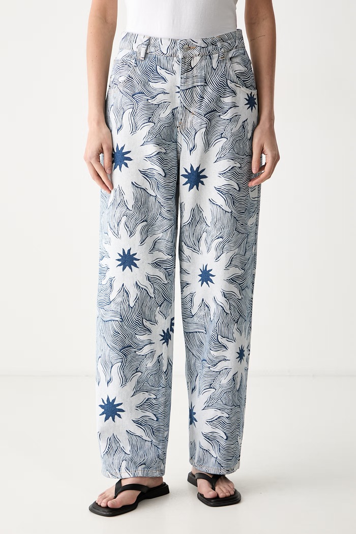 Never Fully Dressed jeansy relaxed fit damskie niebieski NFDTR646