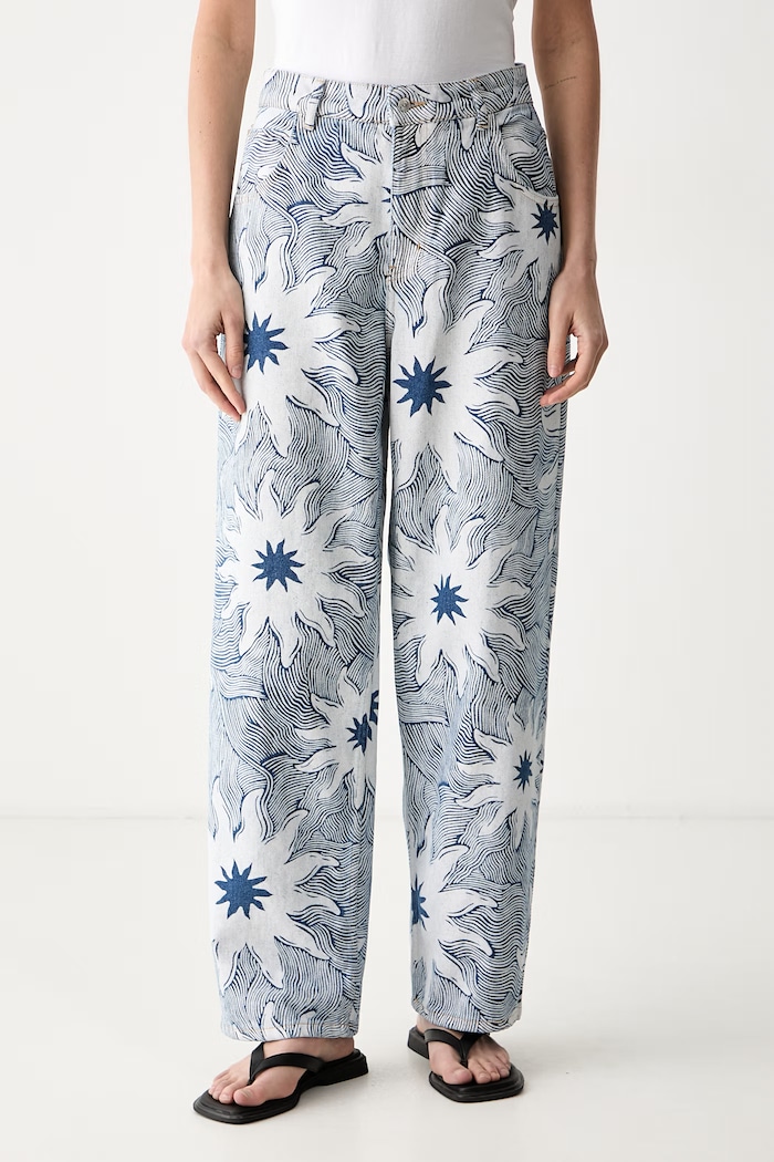 Never Fully Dressed jeansy relaxed fit damskie niebieski NFDTR646
