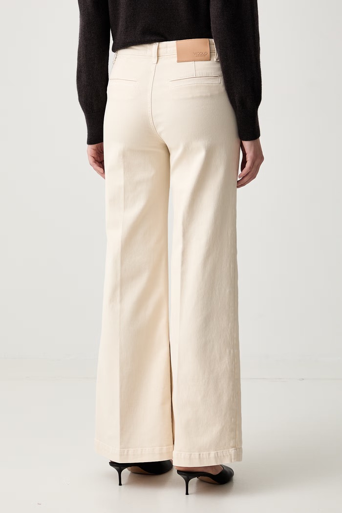 Odzież ViCOLO jeansy wide leg damskie DAB5171 beżowy