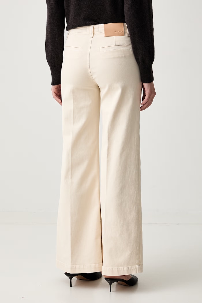 Odzież ViCOLO jeansy wide leg damskie DAB5171 beżowy