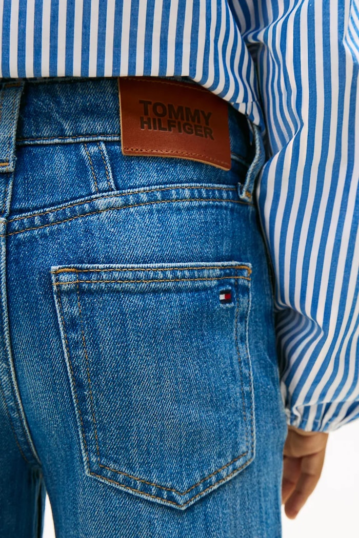 Detské rifle Tommy Hilfiger GIRLFRIEND KG0KG08965.128.176.PPY2 modrá