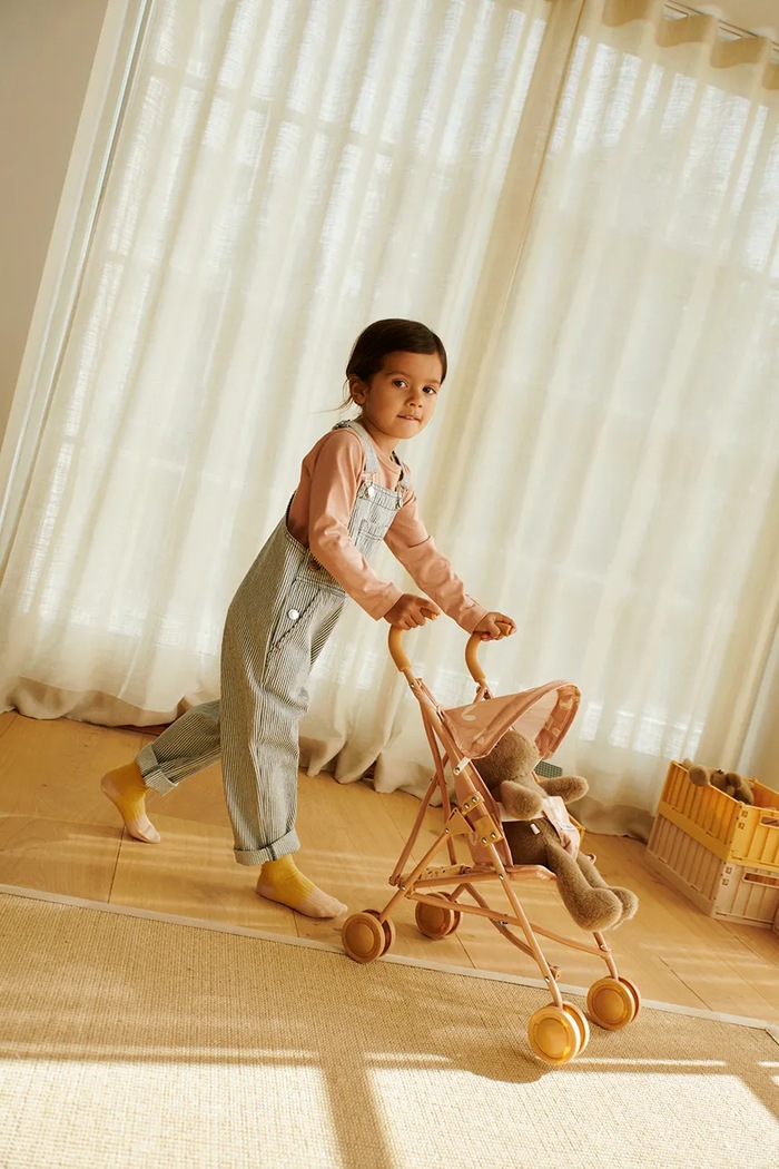 Detské rifle Liewood Delani Stripe Denim Dungarees LW20579.PPY2 tmavomodrá