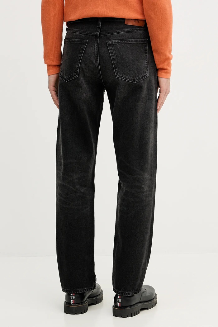 Oblačila Kavbojke Calvin Klein Jeans LV04RE722G črna