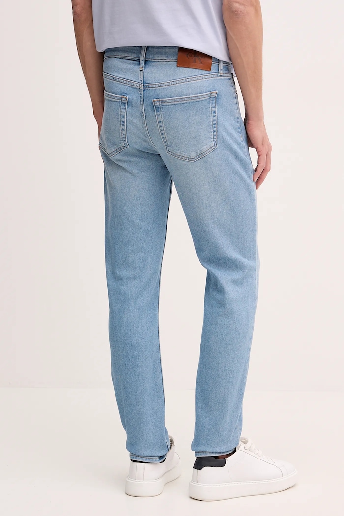 Oblačila Kavbojke Calvin Klein Jeans LV04RE780G modra