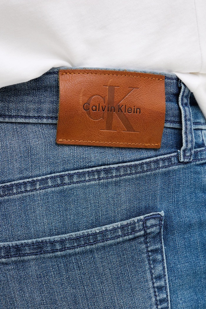 Kavbojke Calvin Klein Jeans modra LV04RE781G