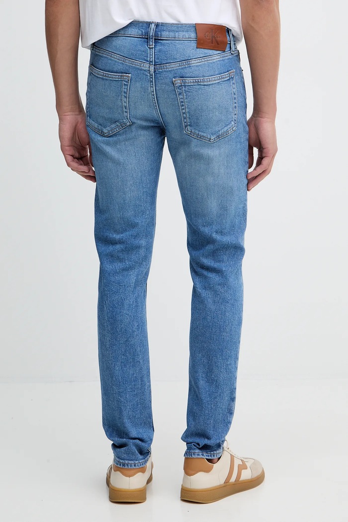 Oblačila Kavbojke Calvin Klein Jeans LV04RC765G modra