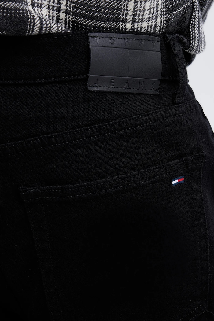 Τζιν παντελόνι Tommy Jeans μαύρο DM0DM22579