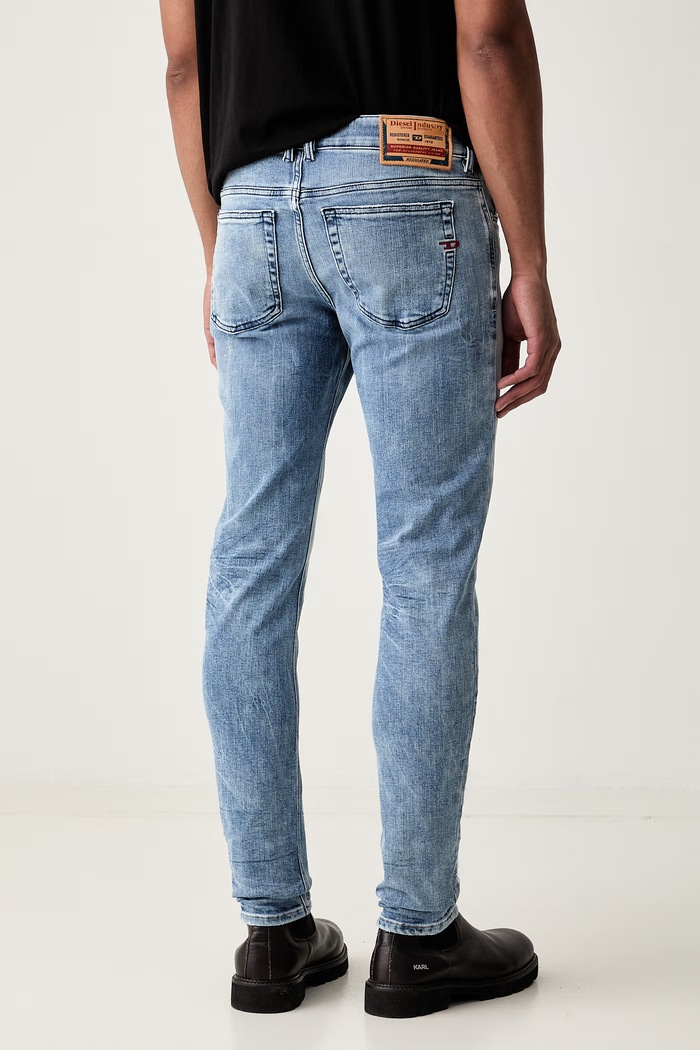Odzież Diesel jeansy skinny męskie 1979 SLEENKER L.32 A03594.09P02 niebieski