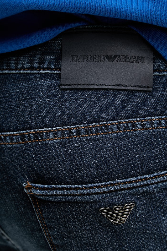 Emporio Armani blugi slim fit pentru bărbați albastru EM000121.AF22248