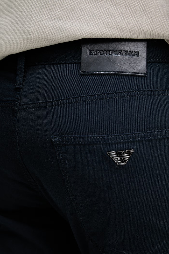 Emporio Armani blugi slim fit pentru bărbați bleumarin EM000121.AF22611