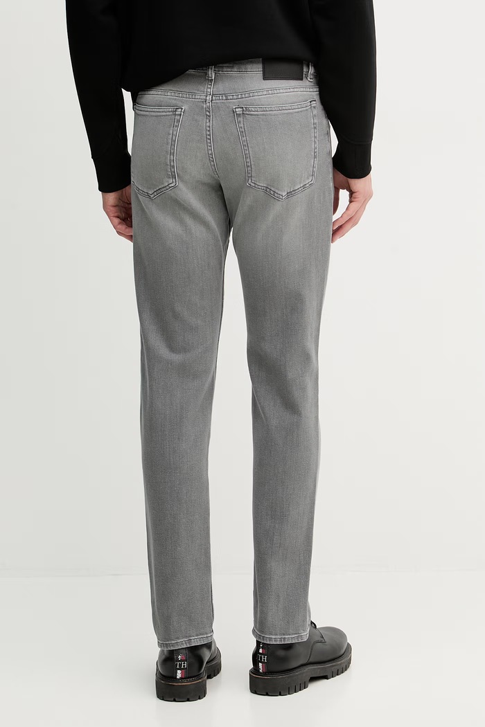 Дрехи Trussardi дънки slim fit мъжки P400HB04838N сив