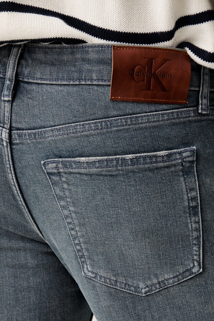 Calvin Klein Jeans slim fit traperice za muškarce siva LV04RF700G