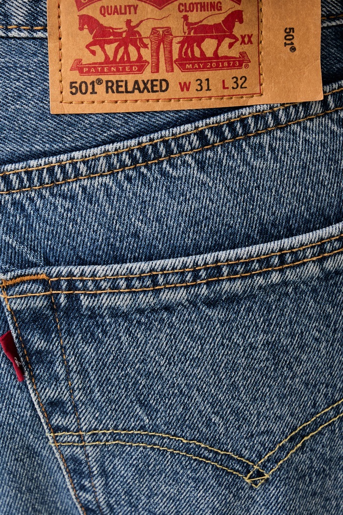 Levi's jeansy relaxed fit męskie 501® RELAXED niebieski 0057V