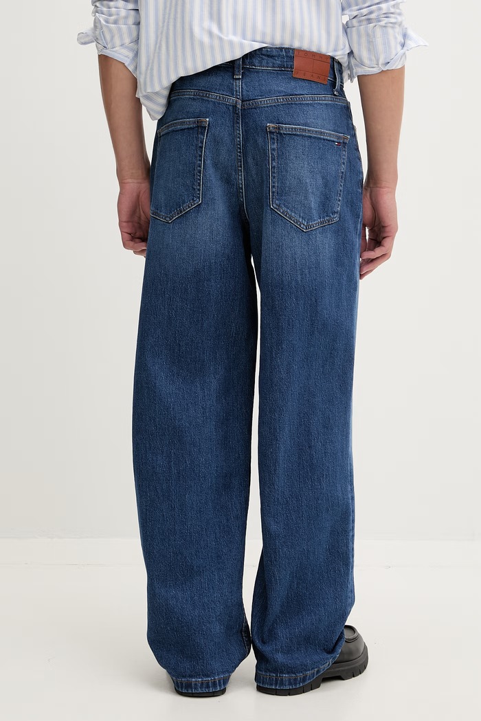 Oblečenie Tommy Jeans rifle relaxed fit pánske DM0DM22920 tmavomodrá