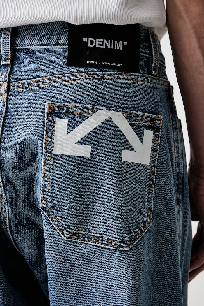 Off-White Half Arrow джинси relaxed fit чоловічі блакитний 44XYA197S26D001400