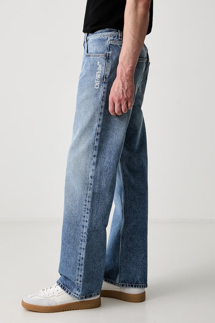 Off-White Half Arrow джинсы relaxed fit для мужчин 44XYA18JS26D002400 голубой SS26