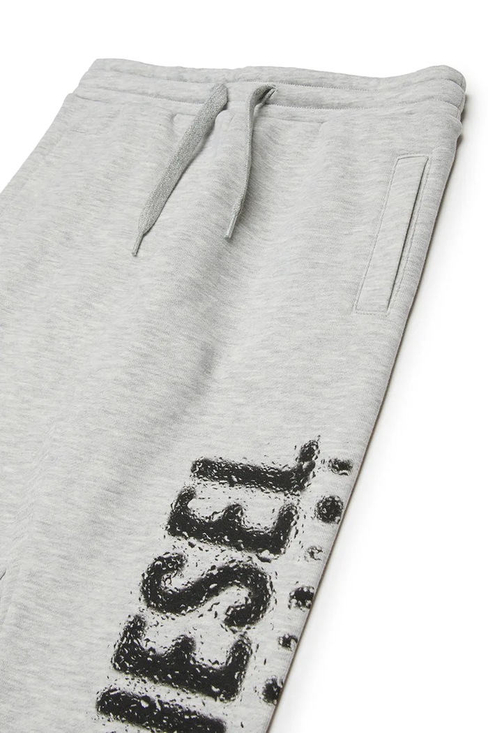 Chłopiec Diesel spodnie dresowe bawełniane dziecięce PANTLI TROUSERS J02445.KYAZ3 szary