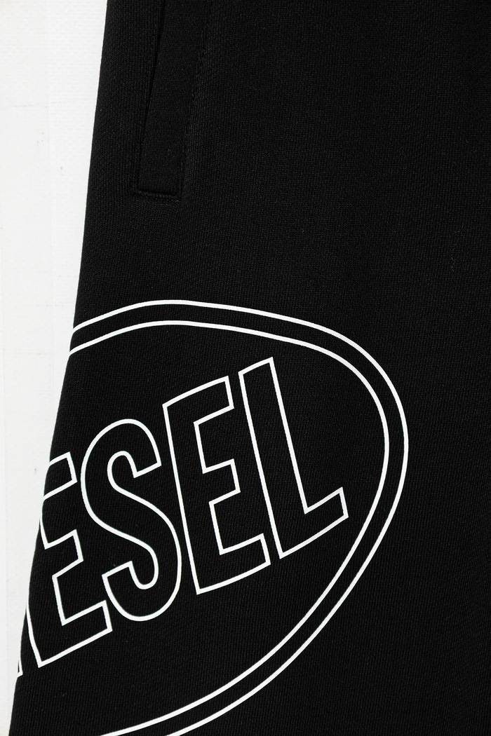 Chlapec Detské bavlnené tepláky Diesel PCIRCLE TROUSERS J02661.0GEAD čierna