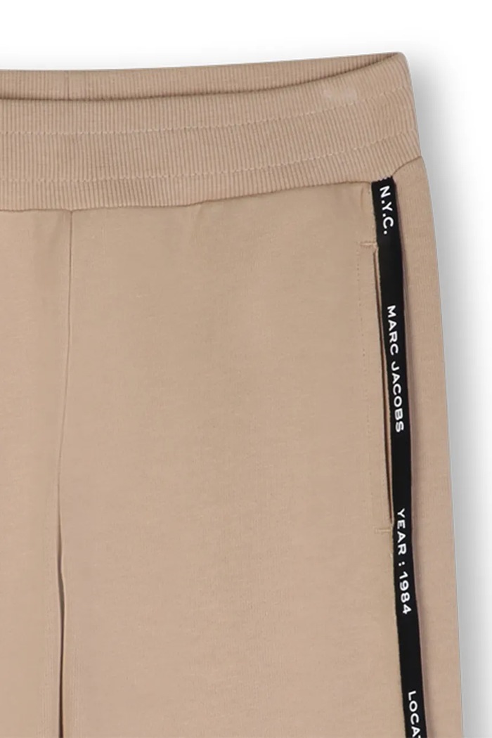 Fiú Marc Jacobs gyerek melegítőnadrág W60805.114.150 bézs