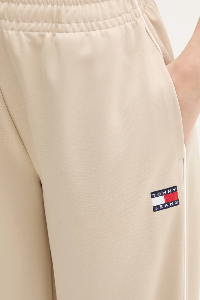 Tepláky Tommy Jeans béžová DW0DW22633