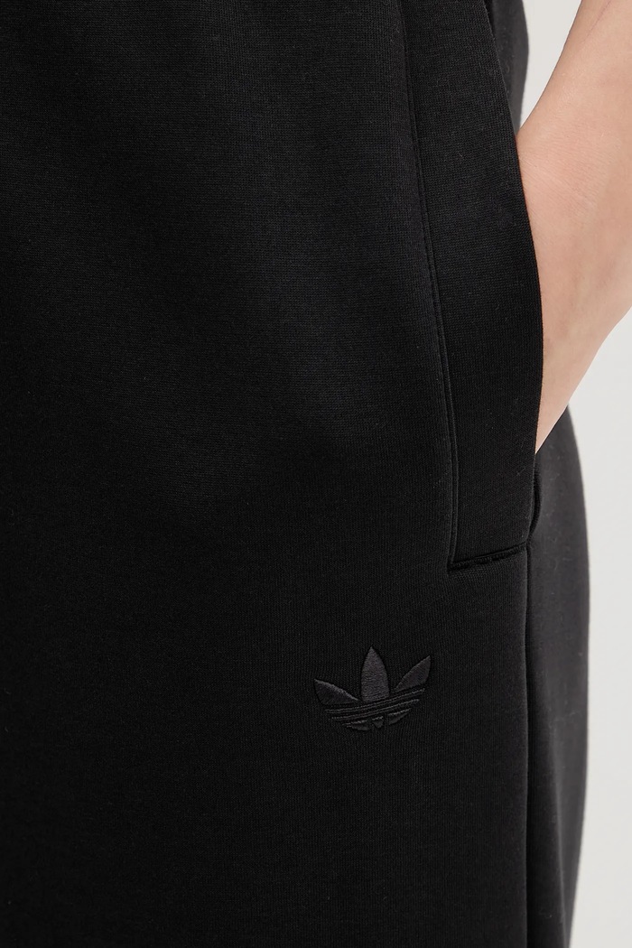 adidas Originals pantaloni de trening femei cu bumbac 3 Stripes negru JX2733