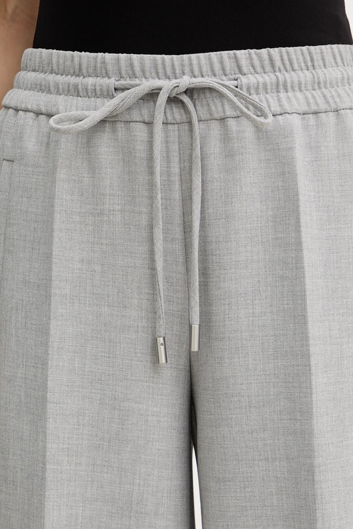 BOSS pantaloni Tamaya gri 50559362