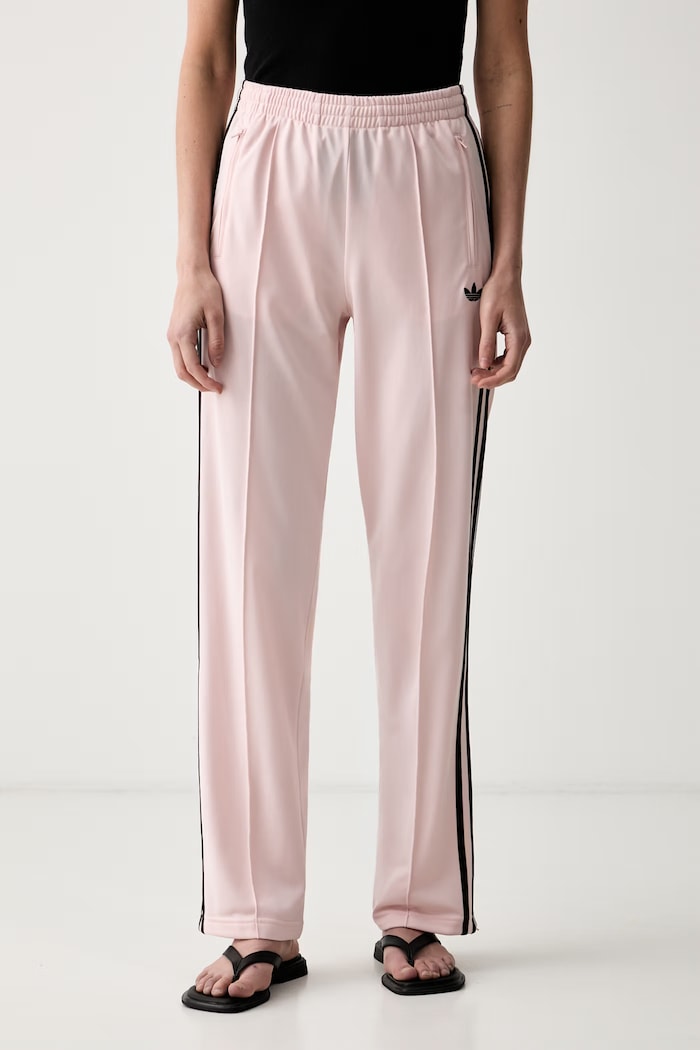 adidas Originals pantaloni de trening femei Firebird Classic uni roz KC6562
