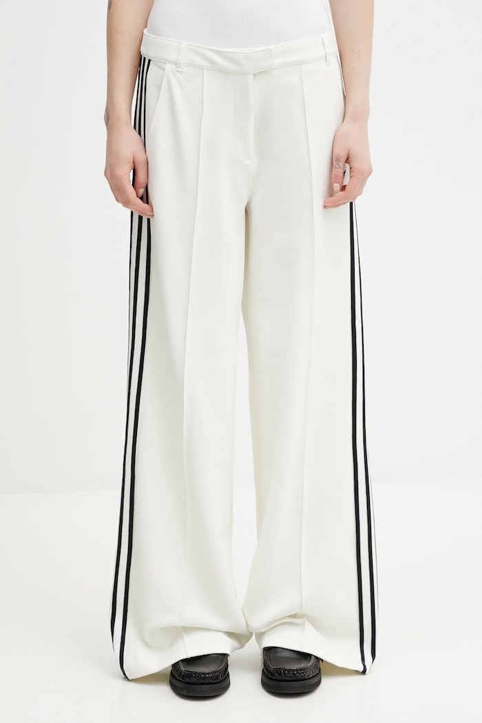 Спортивні штани adidas Originals Manager Pants KC9089 бежевий SS26