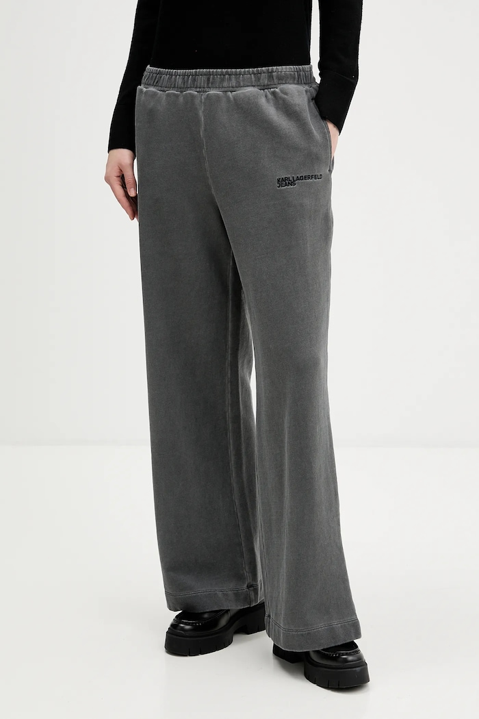 Bavlnené tepláky Karl Lagerfeld Jeans nášivka sivá B1W10090
