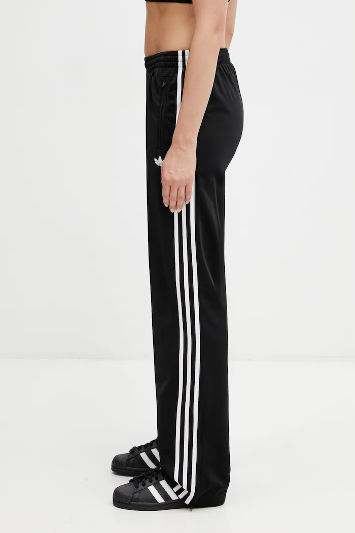 adidas Originals pantaloni de trening pentru femei tricotaj negru KD5575