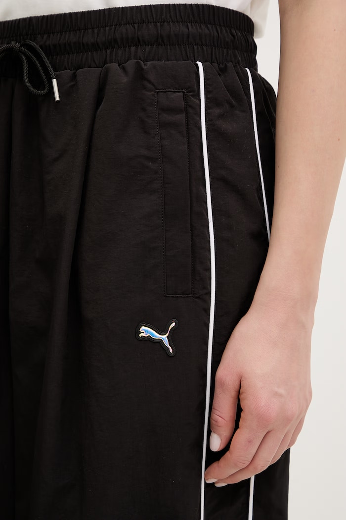 Παντελόνι φόρμας Puma Piping Relaxed Woven μαύρο 634559