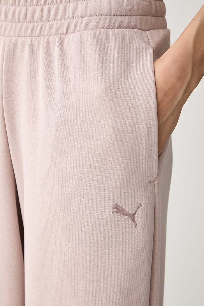 Puma spodnie dresowe damskie z bawełną Essential Cat Comfort różowy 691703