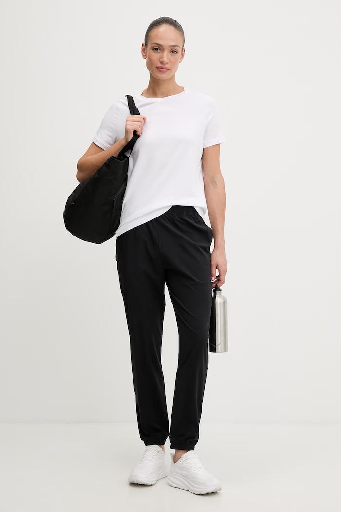 On pantaloni de trening pentru femei Focus 1WF10380553 negru SS26