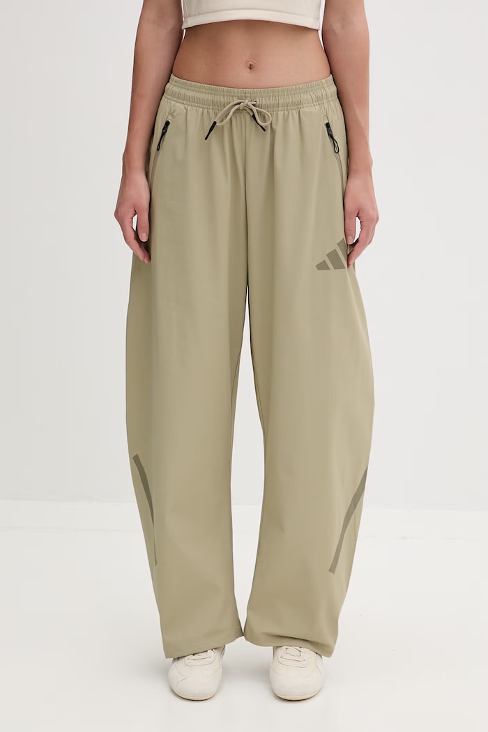 Adidas pantaloni joggers pentru femei x Z.N.E verde KD8481