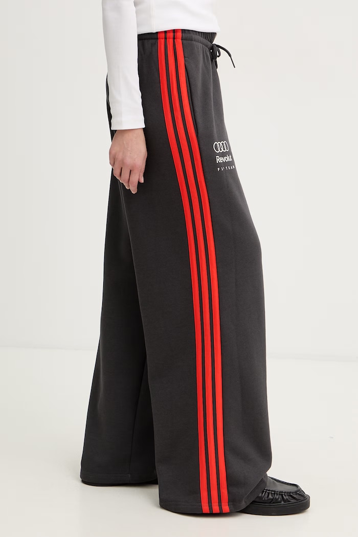 Odzież Adidas spodnie dresowe damskie x Audi KE8347 szary