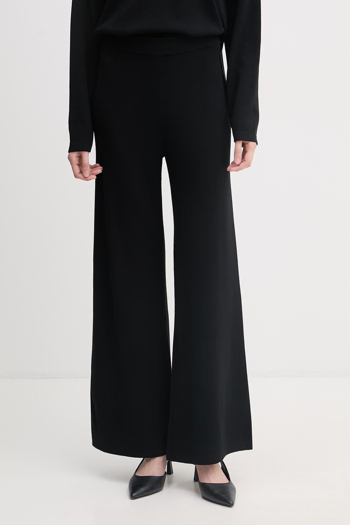 United Colors of Benetton pantaloni de trening pentru femei cu vâscoză negru 1LHGDF015