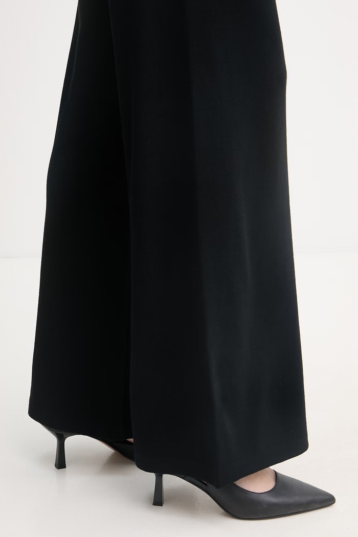 United Colors of Benetton pantaloni de trening pentru femei cu vâscoză 1LHGDF015 negru