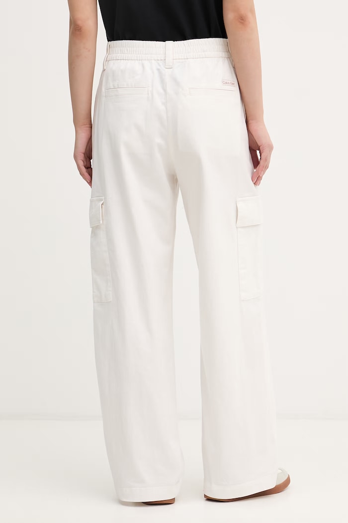 Oblečenie Calvin Klein Jeans nohavice dámske s bavlnou LV047F623G béžová