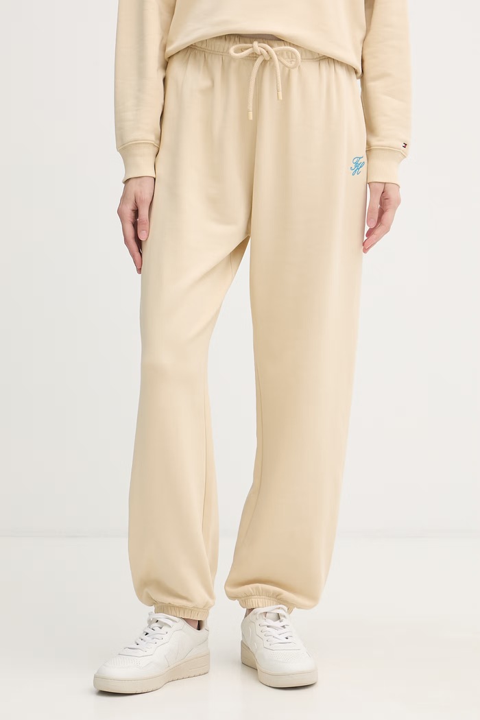 Tommy Hilfiger teplákové nohavice dámske s bavlnou béžová WW0WW49706