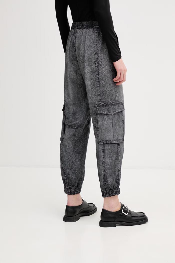 Oblečenie Nohavice AllSaints SELMA W020TE čierna