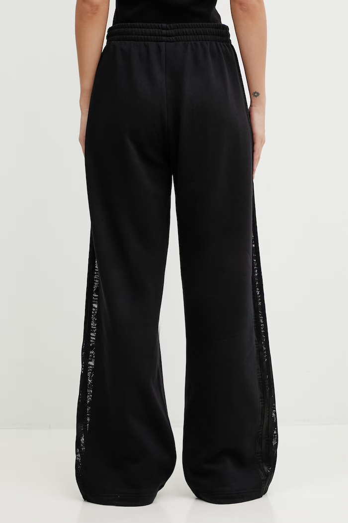 Odjeća Donji dio trenirke adidas Originals FIREBIRD LACETP KD0351 crna