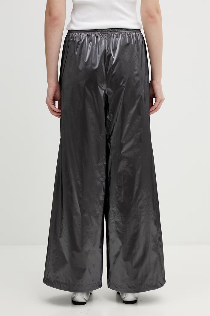 Дрехи adidas Originals спортен панталон дамски F50 TRACKPANT KE0301 сребърен