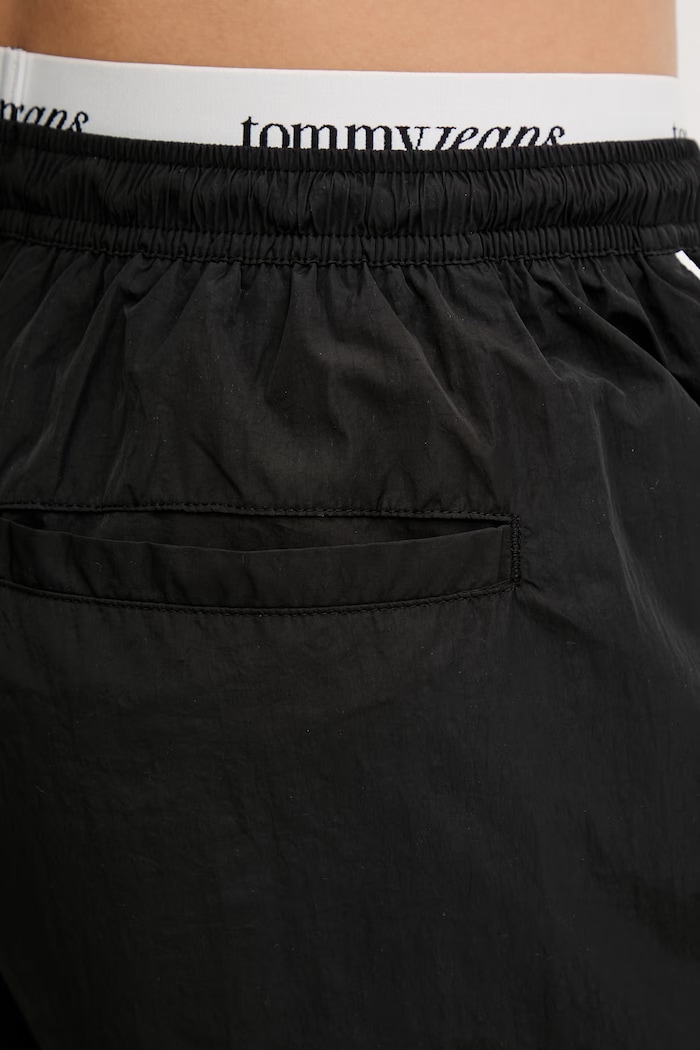 Tommy Jeans nohavice dámske čierna DW0DW22289