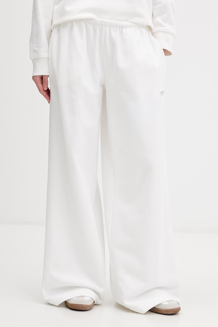 Tommy Jeans teplákové nohavice dámske bavlnené béžová DW0DW22735